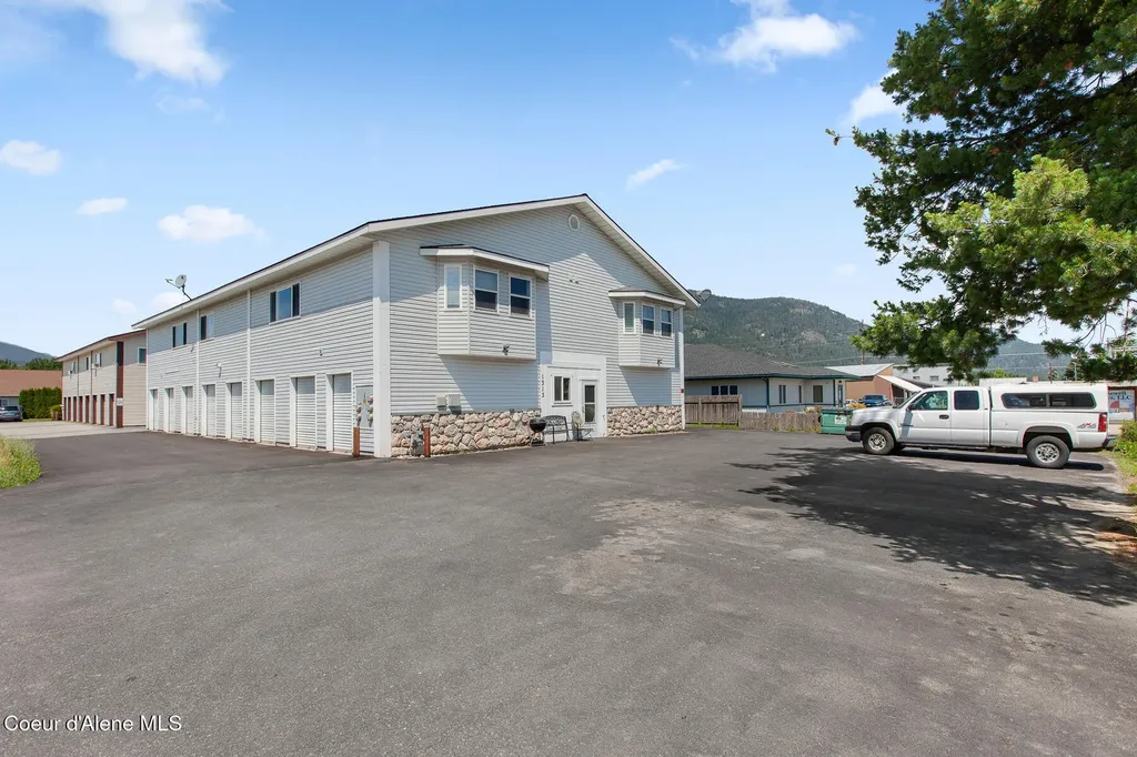 1313 N Division Avenue Sandpoint ID 83864