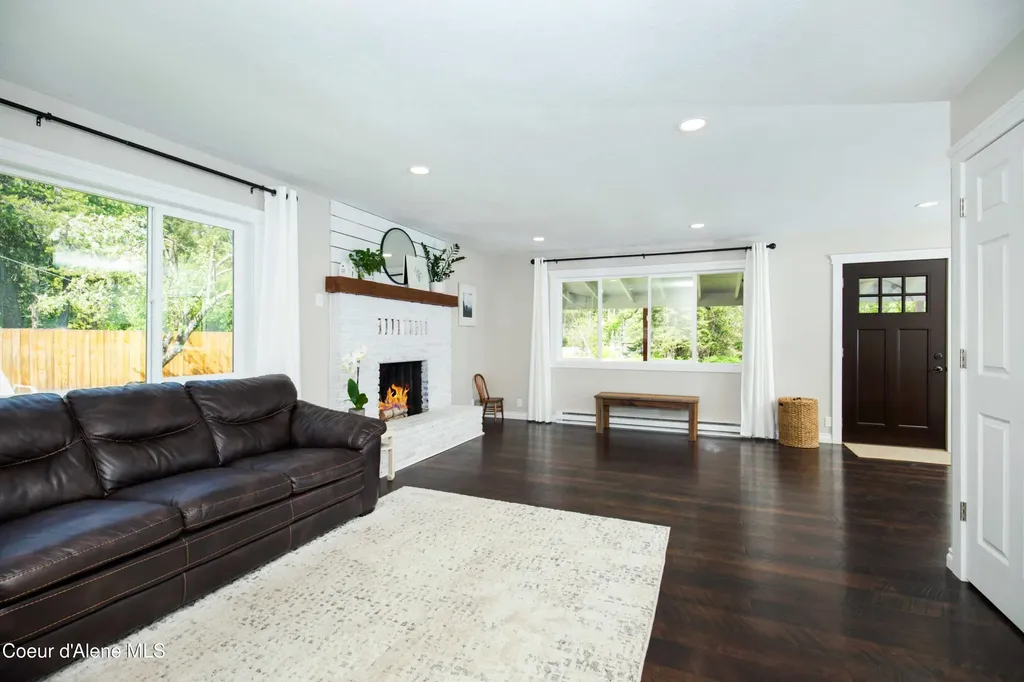 41 Pinecone Road Sandpoint ID 83864