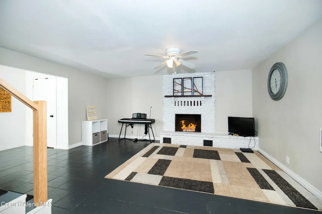 41 Pinecone Road Sandpoint ID 83864