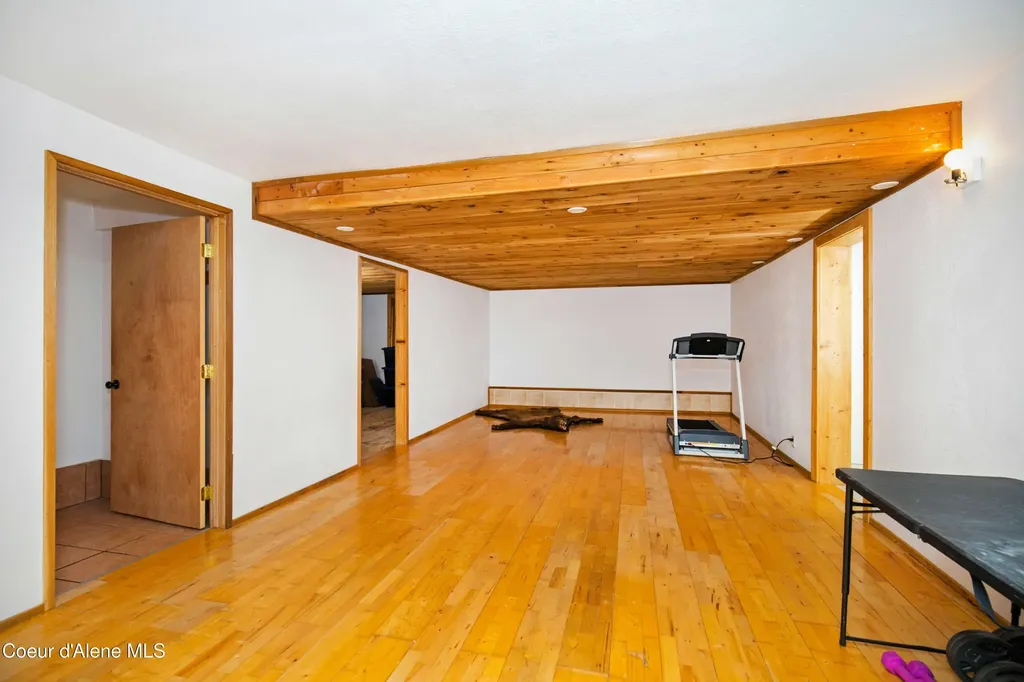 41 Pinecone Road Sandpoint ID 83864