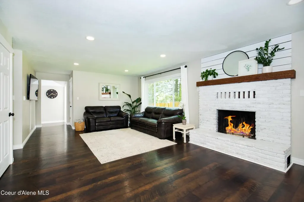 41 Pinecone Road Sandpoint ID 83864