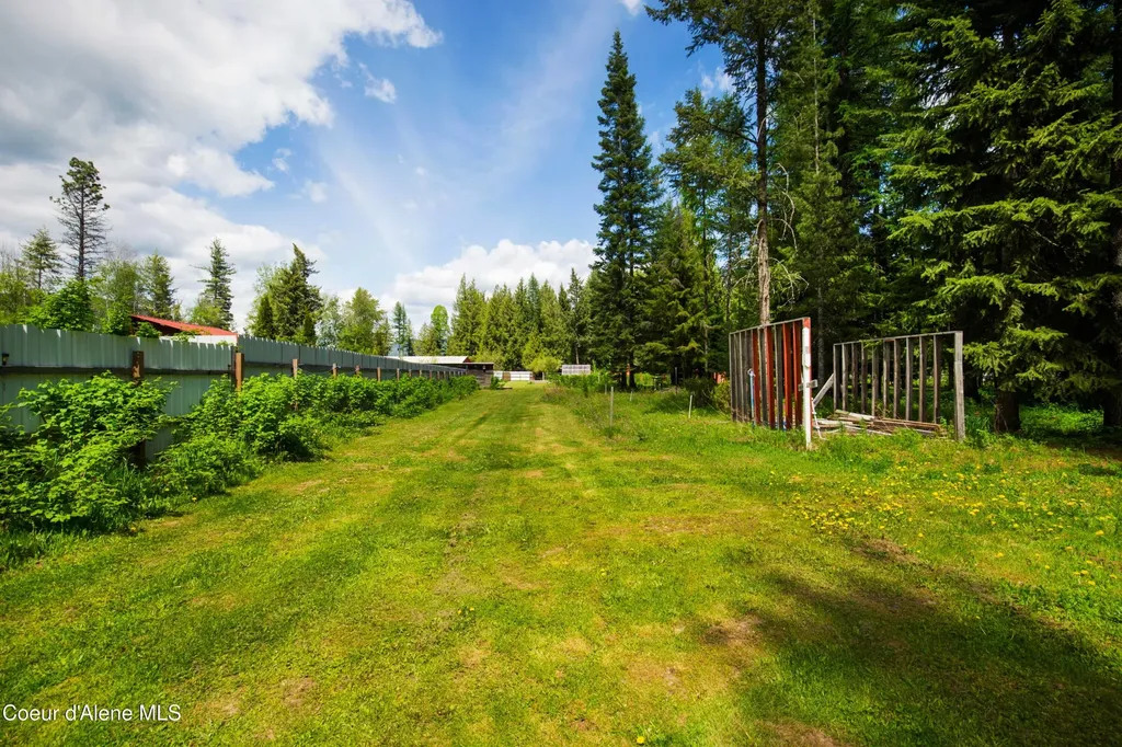 41 Pinecone Road Sandpoint ID 83864