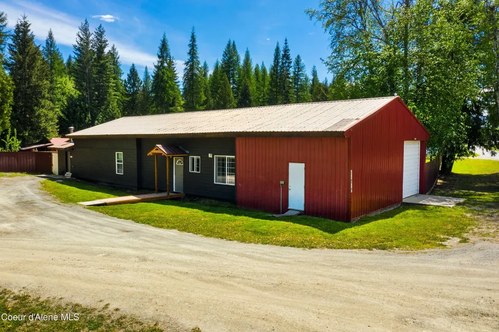 41 Pinecone Road Sandpoint ID 83864