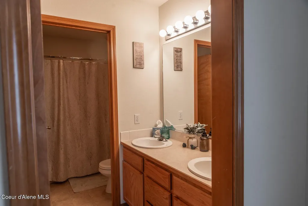 2770 N Slice Drive Post Falls ID 83854