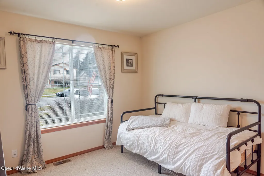 2770 N Slice Drive Post Falls ID 83854