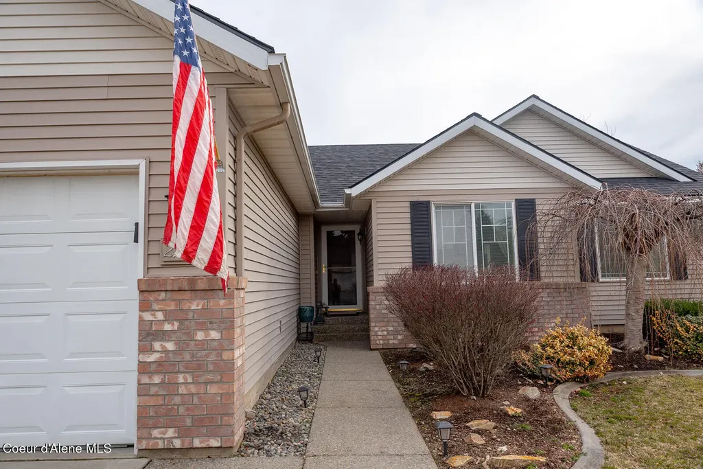 2770 N Slice Drive Post Falls ID 83854