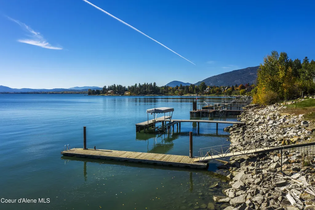 Nna Crooked Ear Drive Sandpoint ID 83864