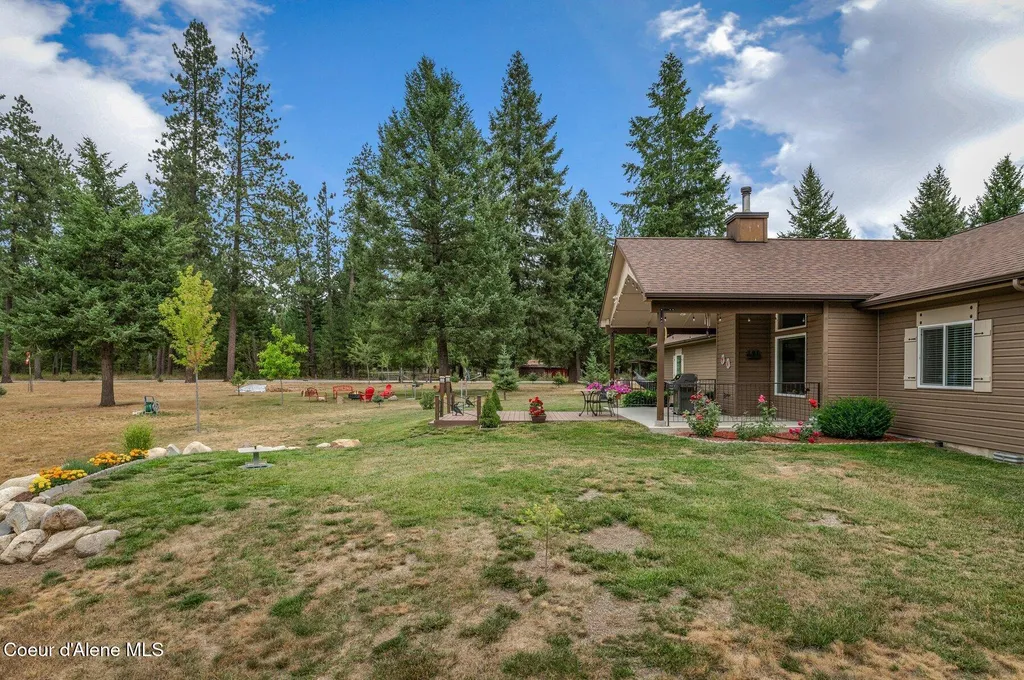 975 W Ohio Match Road Rathdrum ID 83858