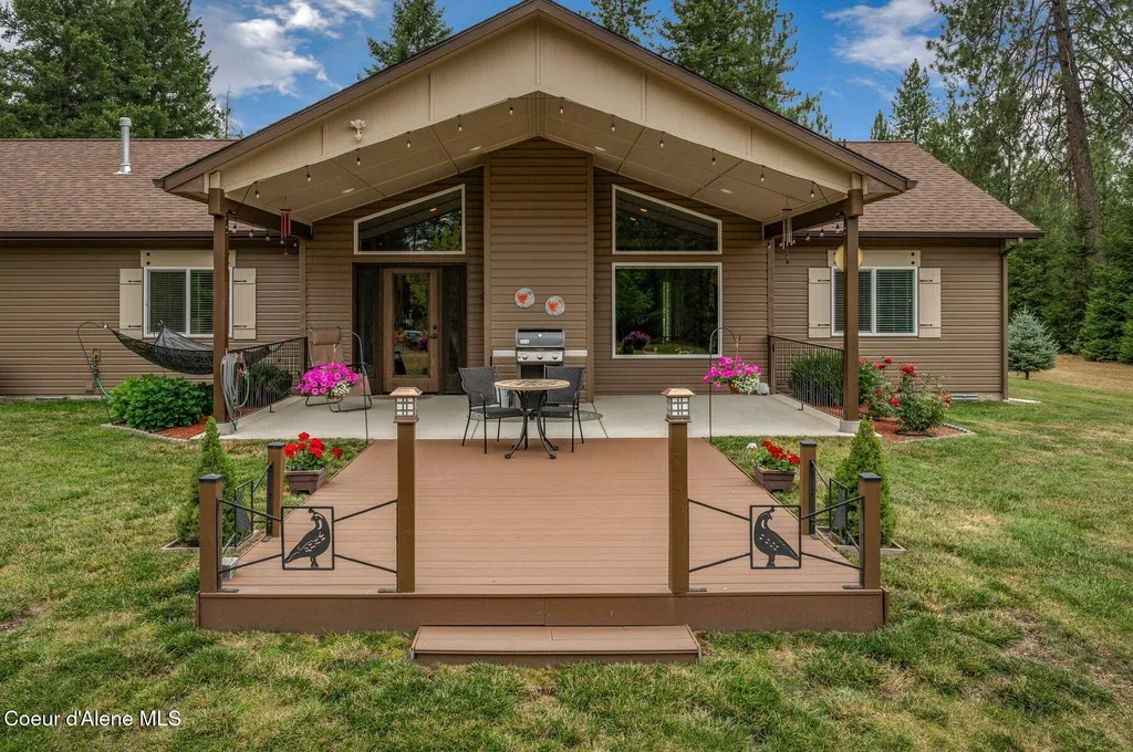 975 W Ohio Match Road Rathdrum ID 83858