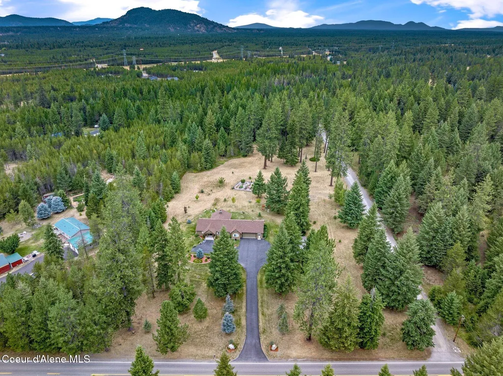 975 W Ohio Match Road Rathdrum ID 83858