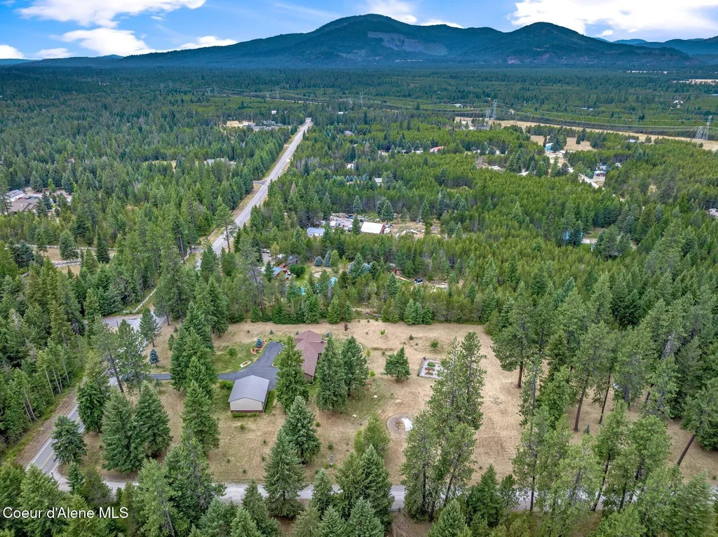 975 W Ohio Match Road Rathdrum ID 83858