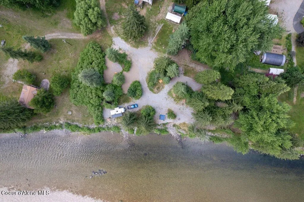 20264 Coeur D'alene River Road Kingston ID 83839