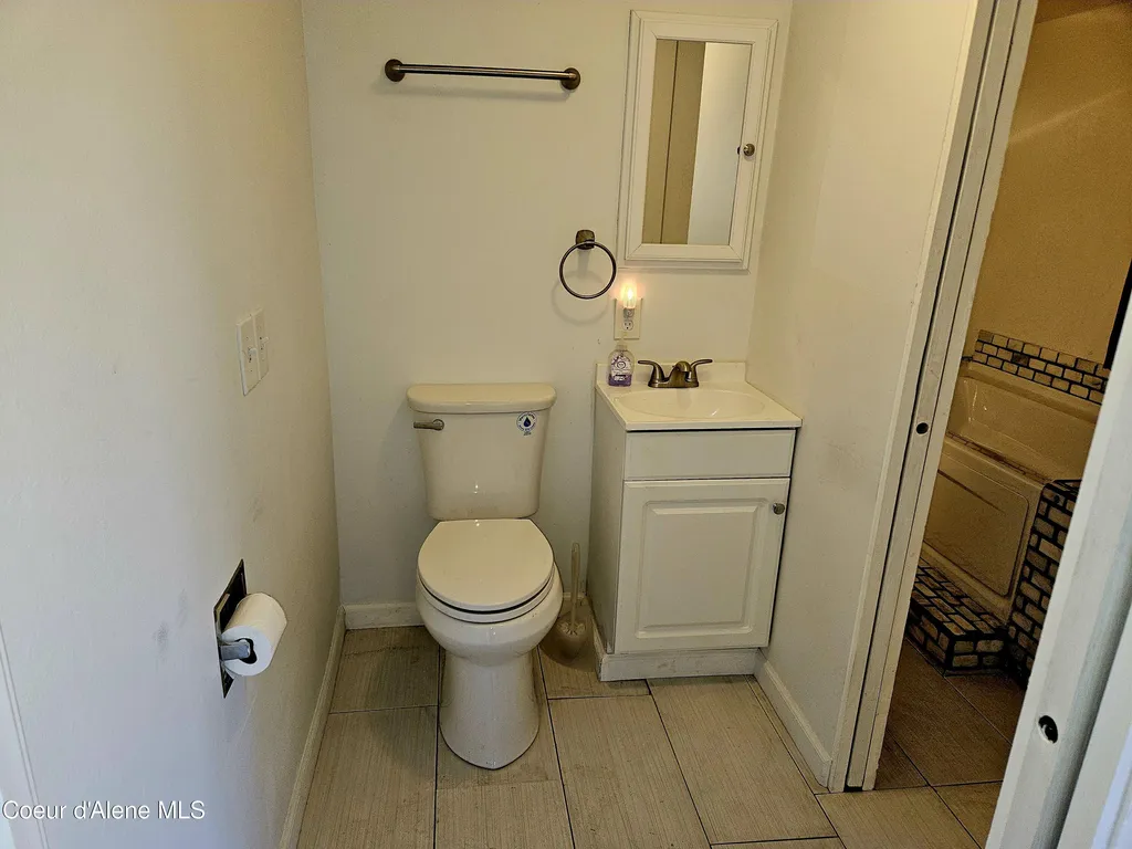 723 C Street Plummer ID 83851