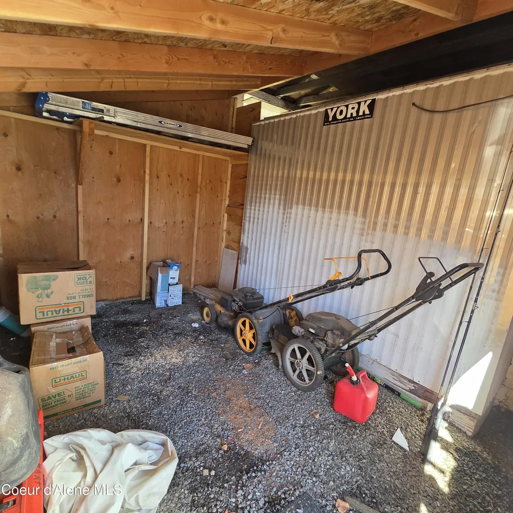 723 C Street Plummer ID 83851