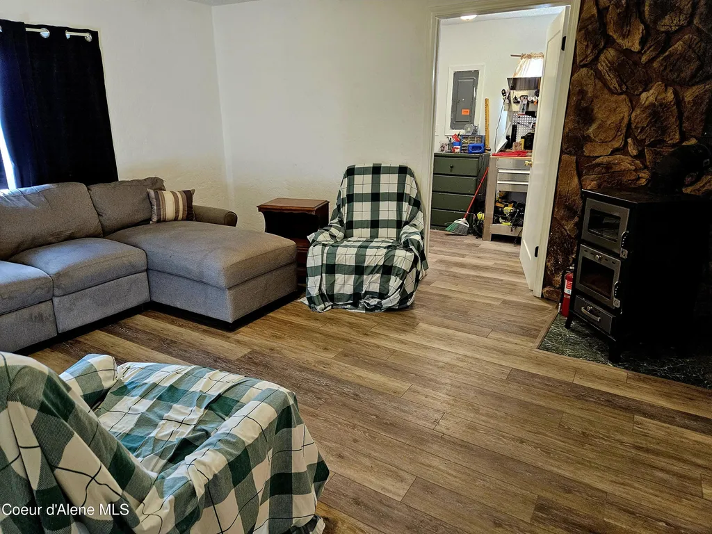 723 C Street Plummer ID 83851