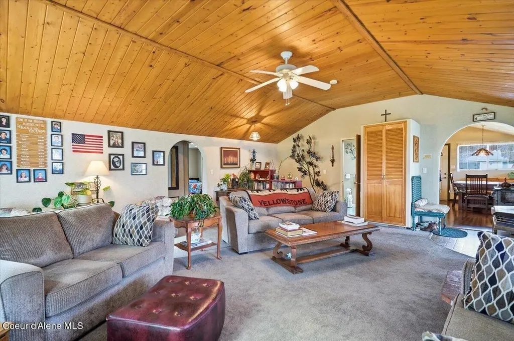 170 E Miles Avenue Hayden ID 83835