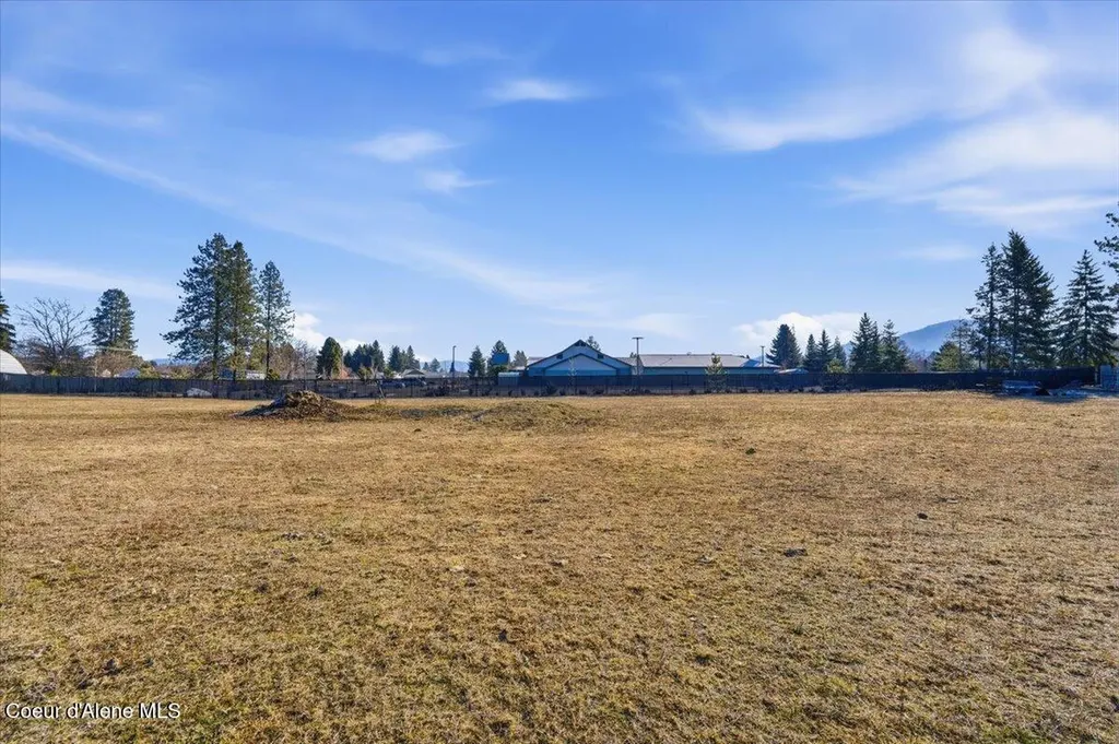 170 E Miles Avenue Hayden ID 83835