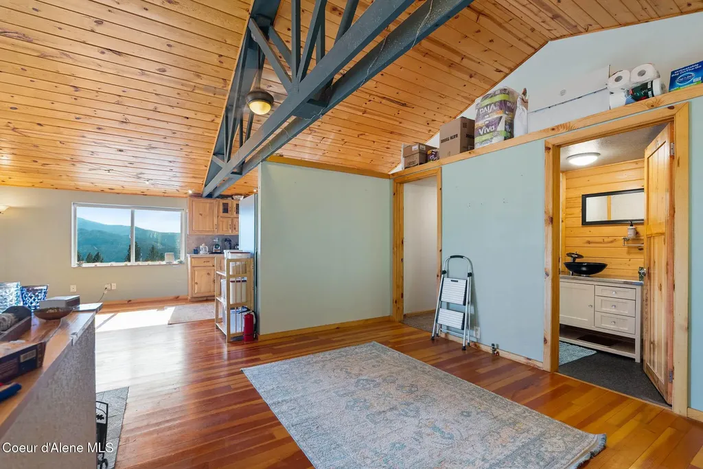 124 Acorn Way Priest River ID 83856