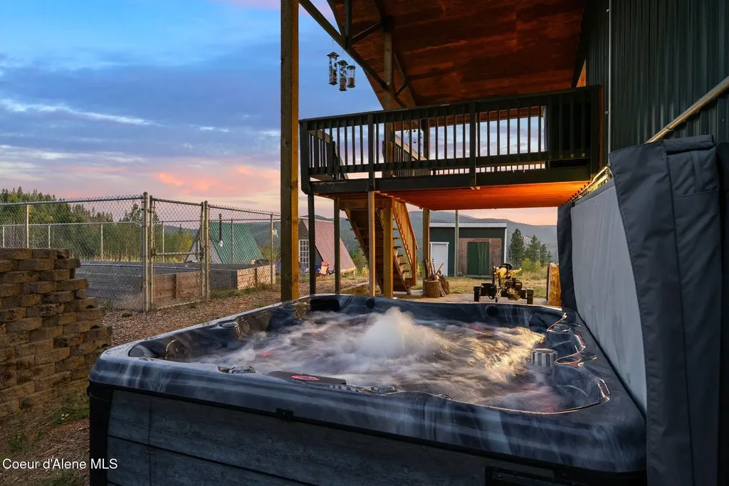 124 Acorn Way Priest River ID 83856