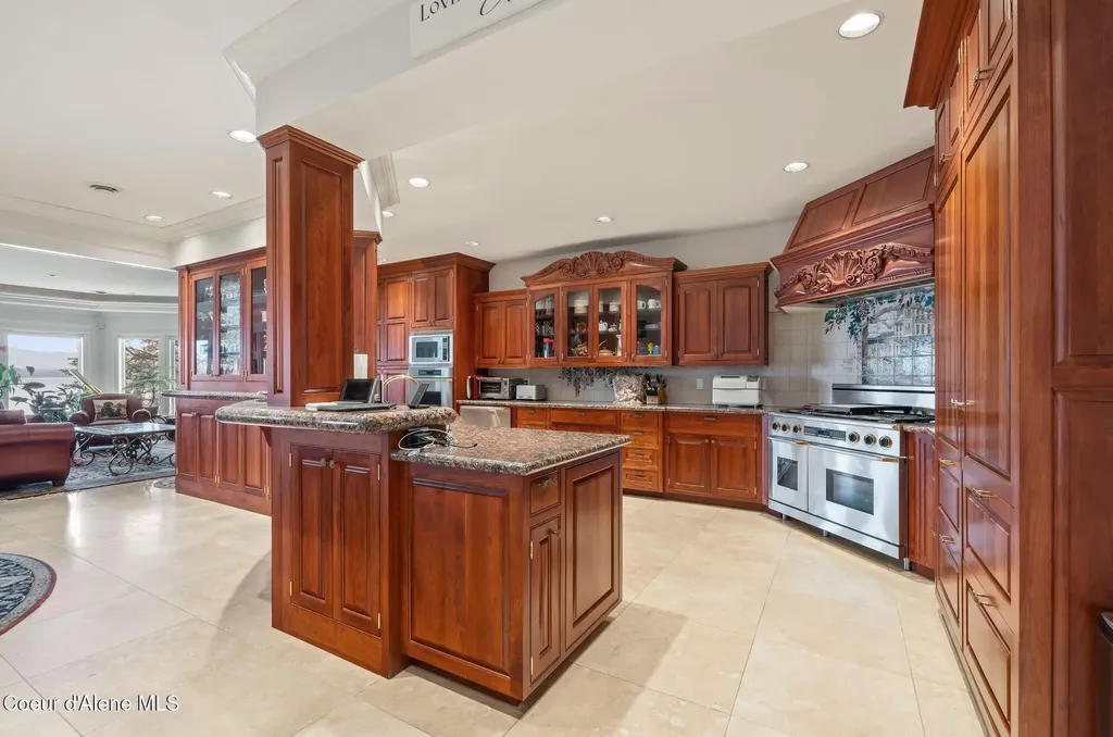55 Ideal Drive Sandpoint ID 83864