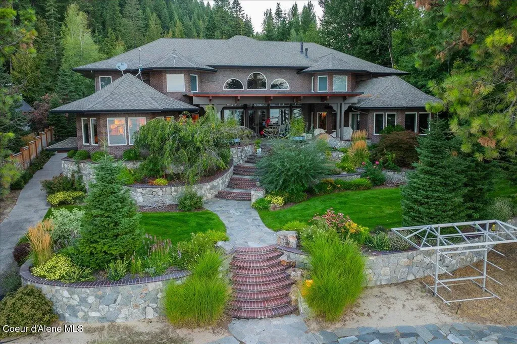 55 Ideal Drive Sandpoint ID 83864