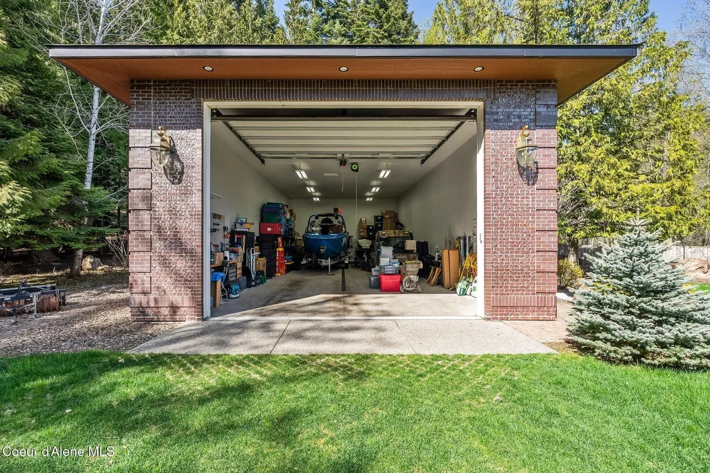 55 Ideal Drive Sandpoint ID 83864