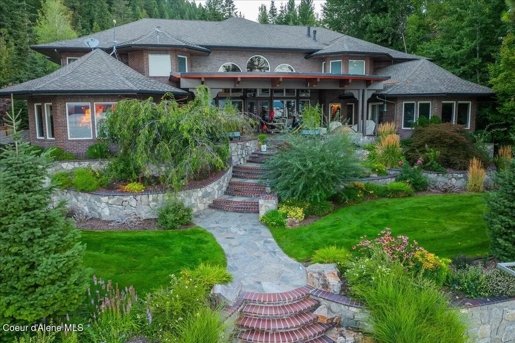 55 Ideal Drive Sandpoint ID 83864