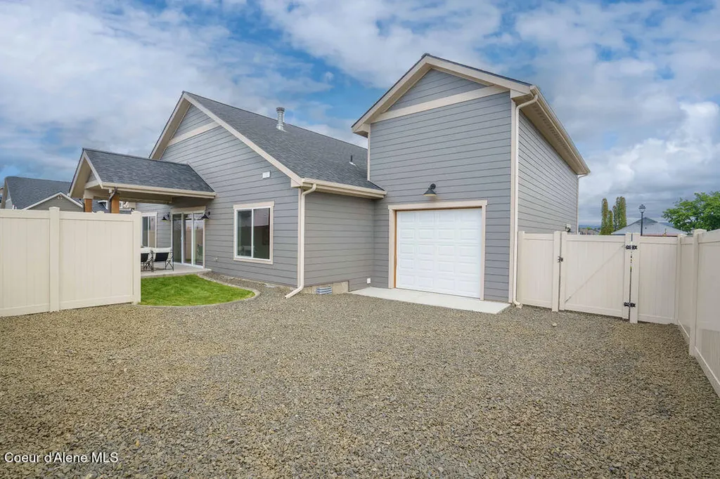 926 W Cordgrass Avenue Post Falls ID 83854