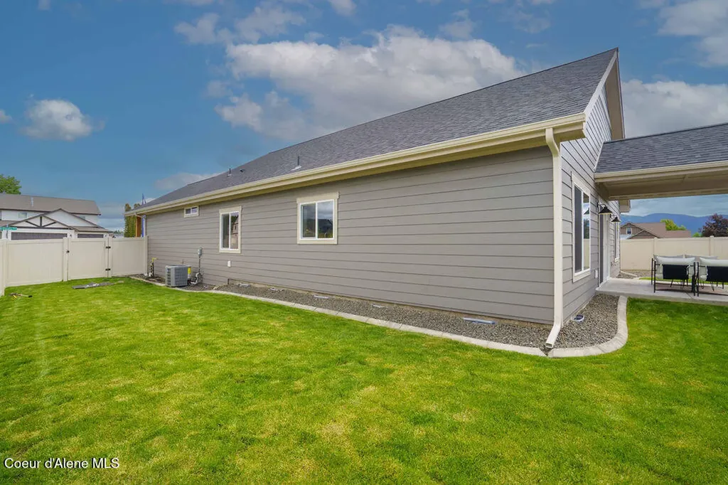 926 W Cordgrass Avenue Post Falls ID 83854