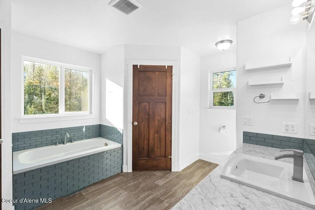 202 Silver Saddle Court Pinehurst ID 83850