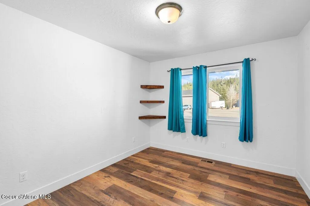 202 Silver Saddle Court Pinehurst ID 83850