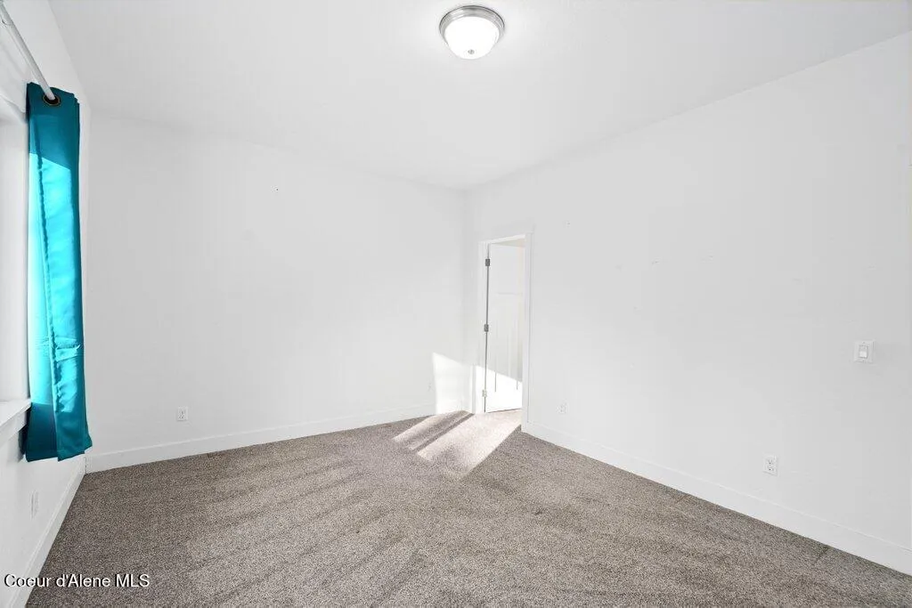 202 Silver Saddle Court Pinehurst ID 83850