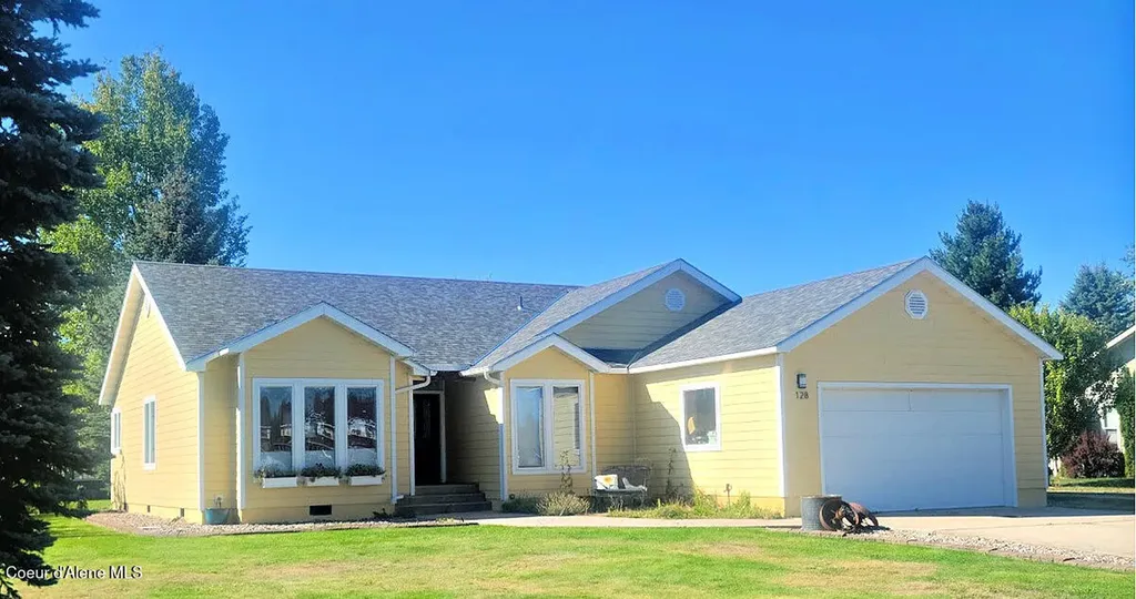 128 Spur Drive Sandpoint ID 83864