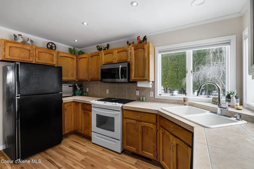 128 Spur Drive Sandpoint ID 83864