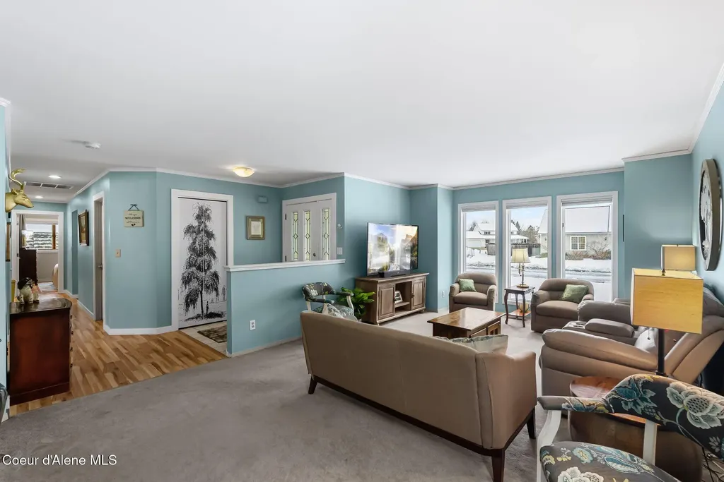 128 Spur Drive Sandpoint ID 83864