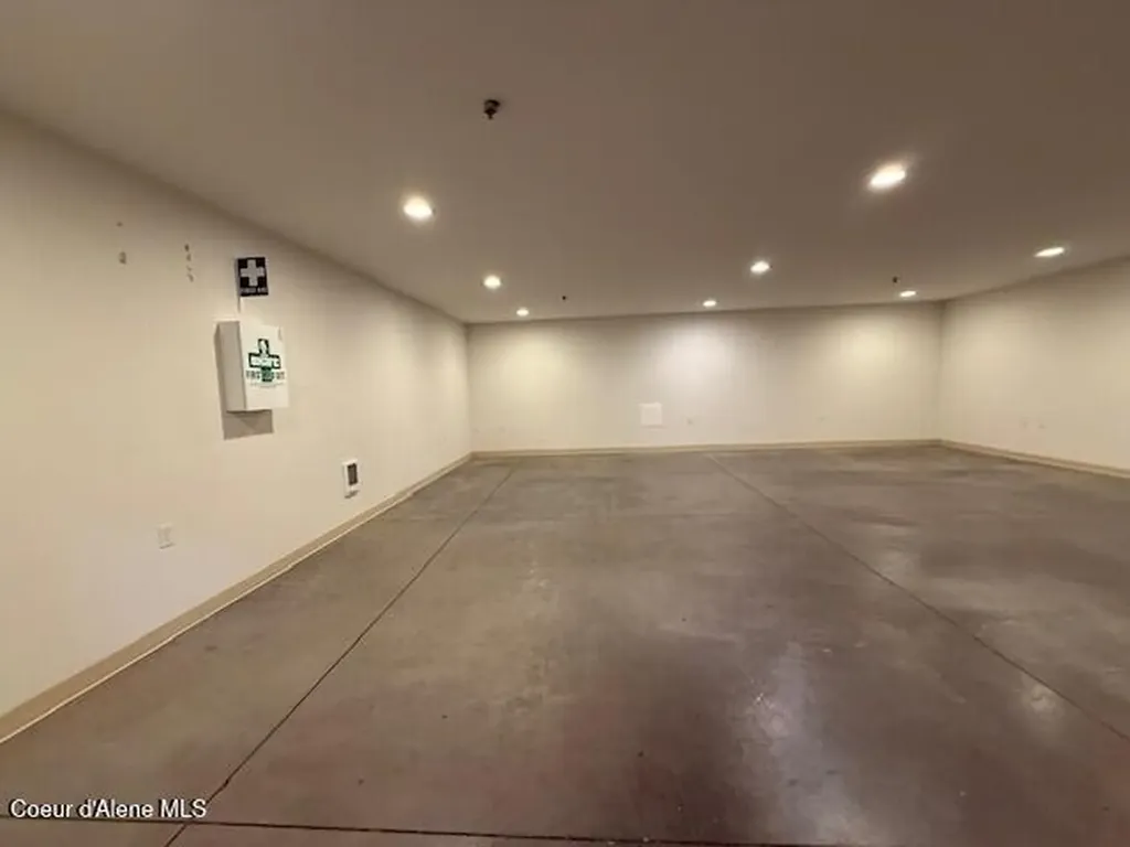 1106 Airpark Court Sandpoint ID 83864