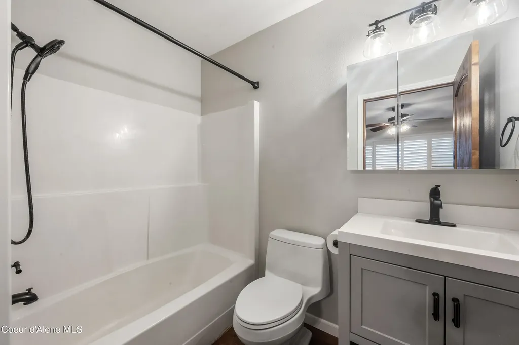 1313 N Division Avenue Sandpoint ID 83864