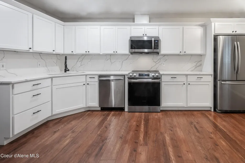 1313 N Division Avenue Sandpoint ID 83864