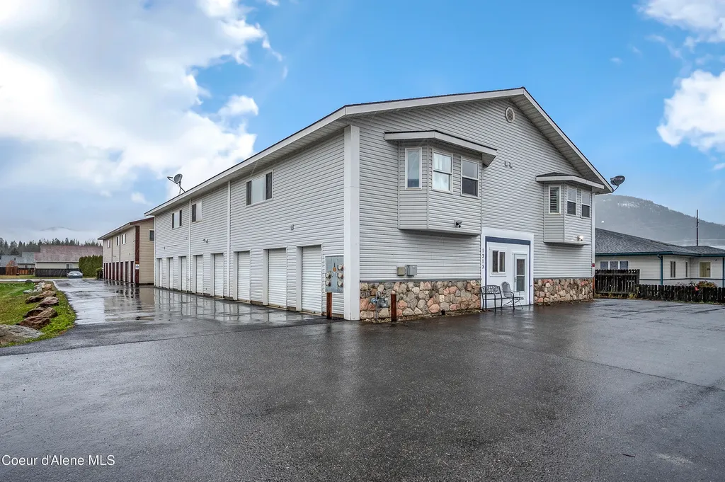 1313 N Division Avenue Sandpoint ID 83864