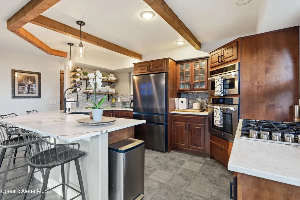 101 Spring View Lane Sagle ID 83860