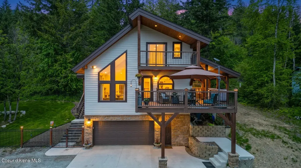101 Spring View Lane Sagle ID 83860