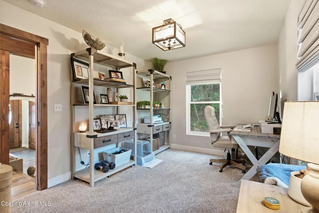 101 Spring View Lane Sagle ID 83860