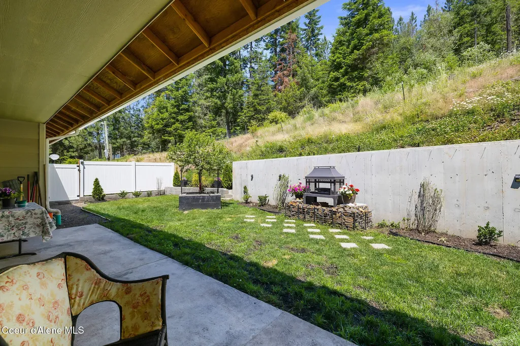 87705 Highway 3 N St. Maries ID 83861