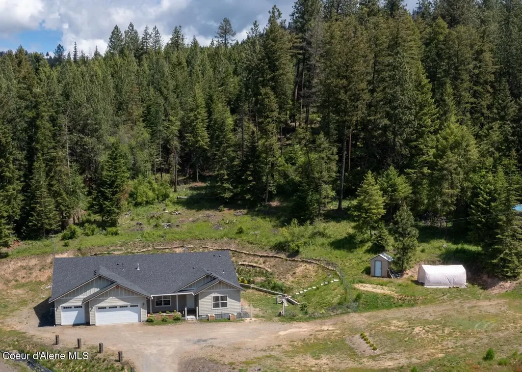 87705 Highway 3 N St. Maries ID 83861