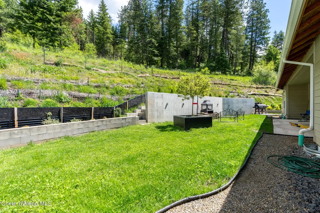 87705 Highway 3 N St. Maries ID 83861