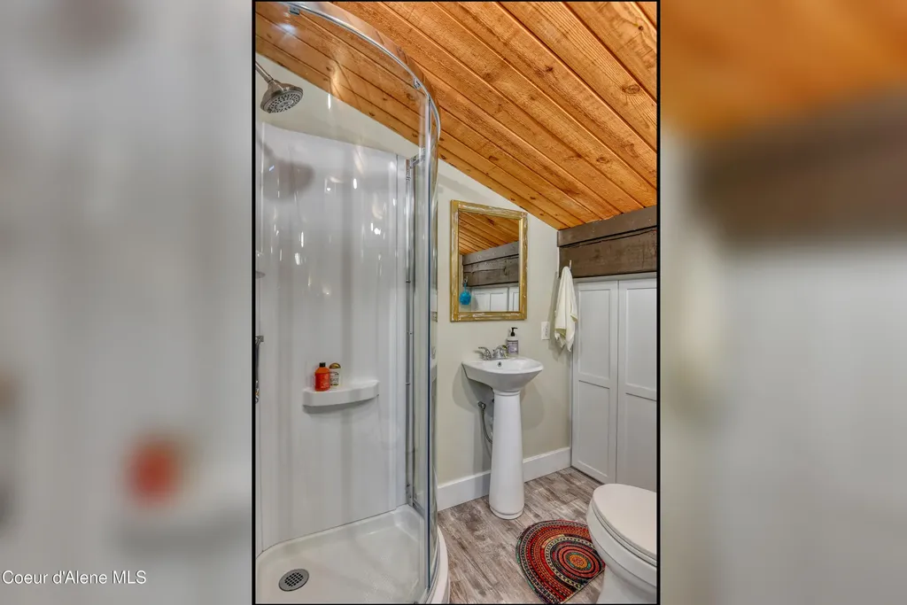 5305 W Fairway Lane Rathdrum ID 83858