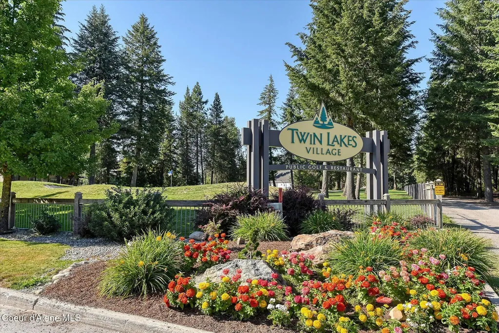 5305 W Fairway Lane Rathdrum ID 83858