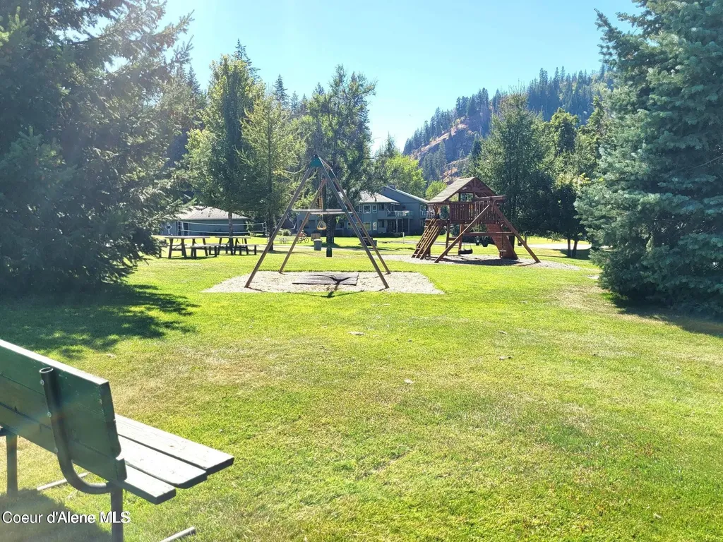 5305 W Fairway Lane Rathdrum ID 83858