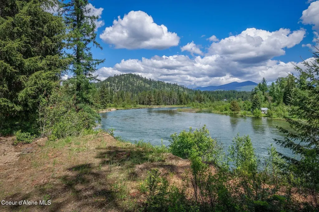 595 Tanglewood Drive Priest River ID 83856