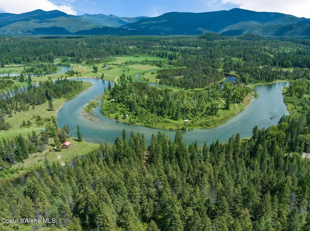 595 Tanglewood Drive Priest River ID 83856